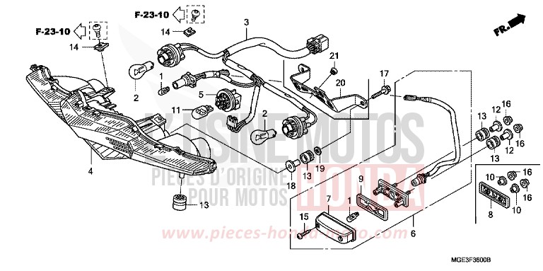 TAILLIGHT (VFR1200FA/FB/FDA/FDB) for VFR1200F Dual Clutch SEAL SILVER METALLIC (NHA14) from 2011